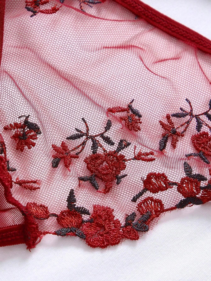 "Conjunto de Lingerie Sexy em Renda – Elegância e Sensualidade"