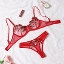 Conjunto de Lingerie Bordada com Flores